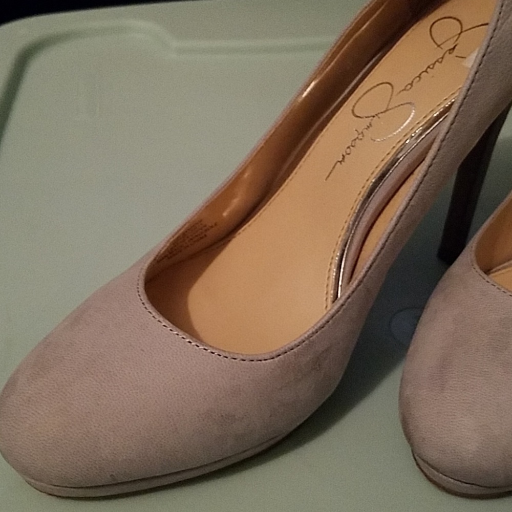 Jessica Simpson Pumps - Picture 2 of 7